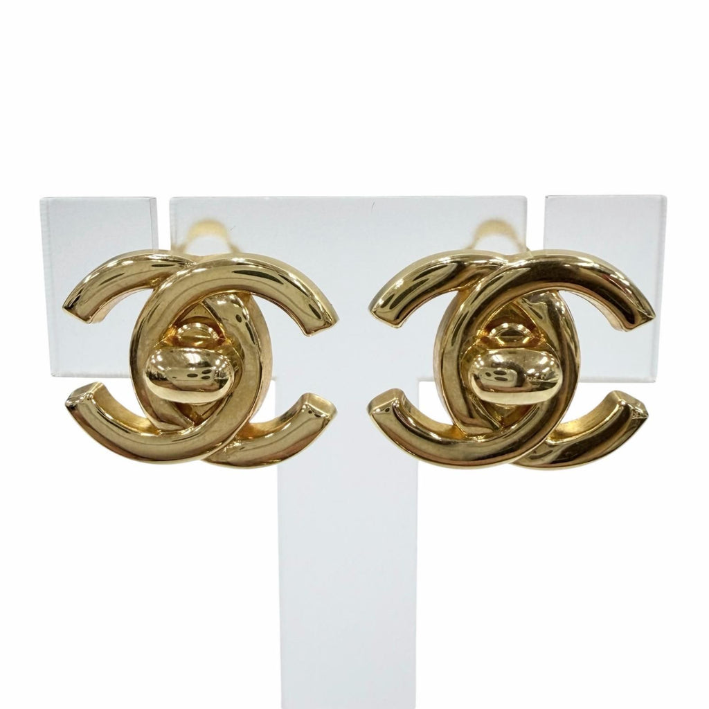 Chanel Vintage CC Logo Turnlock Earrings Gold
