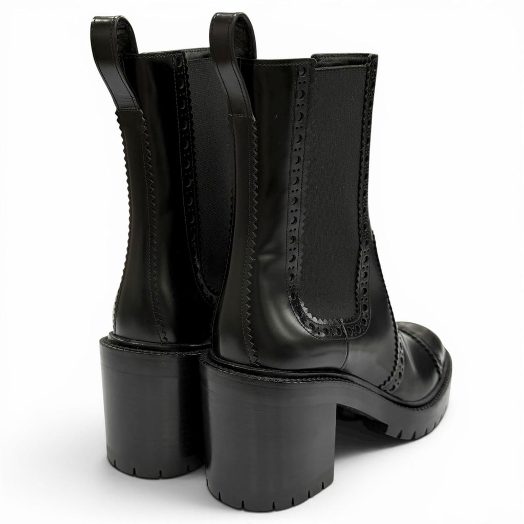 Hermes Lindsay 70 Straight Tip Side Gore Chunky Heels Leather Short Boots Black — view 3