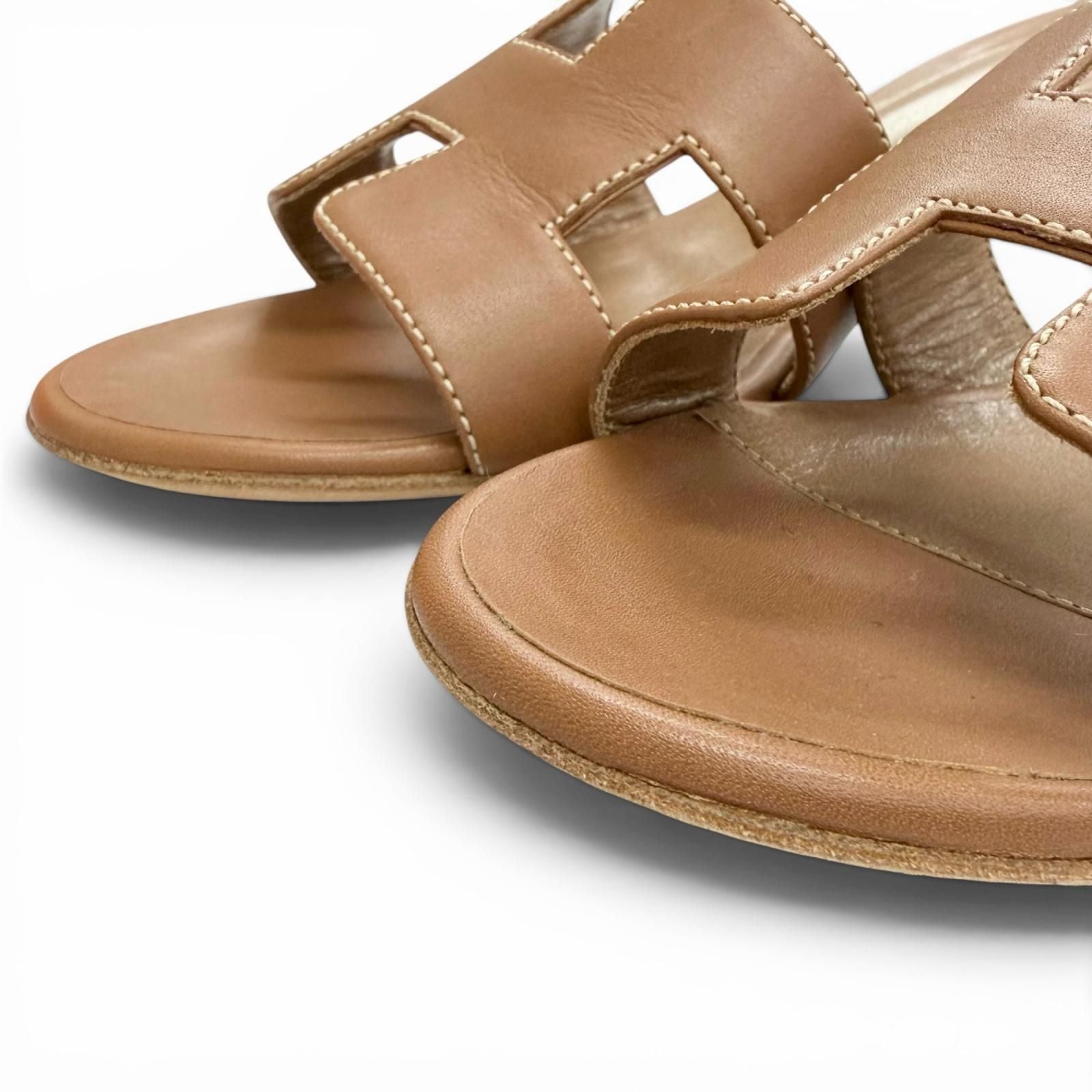 Hermes Oasis Gold Sandal — view 7