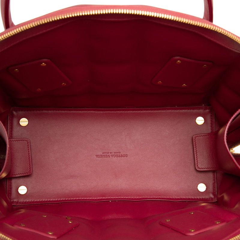 Bottega Veneta the Swoop 2-Way Shoulder Bag Red Leather — view 4