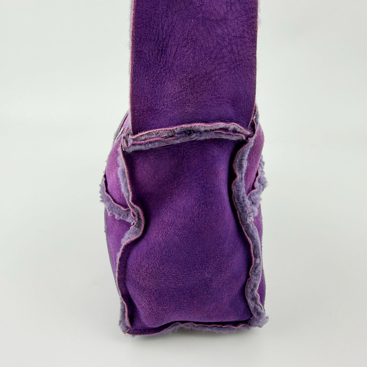 Chanel Shoulder Bag Shearling Suede Purple Silver Vintage — view 7