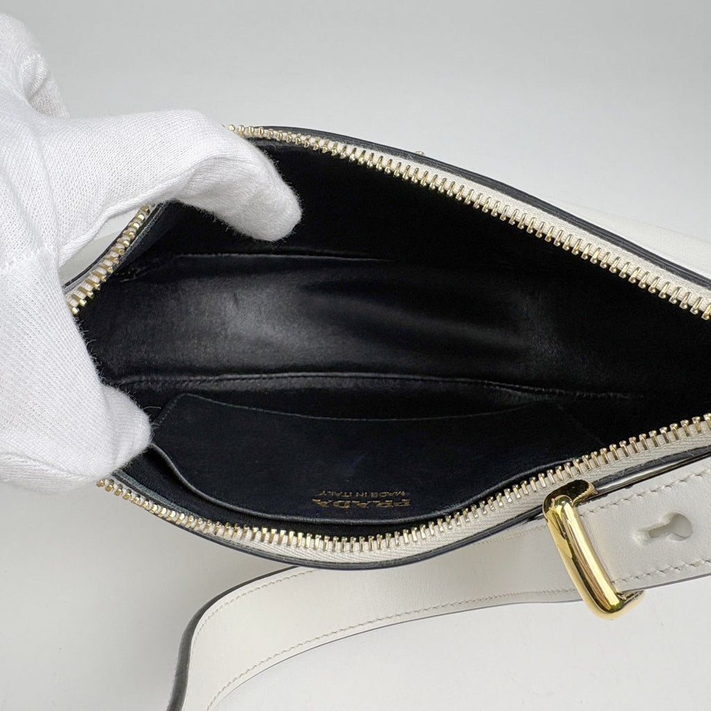 Prada Shoulder Bag Leather White — view 9