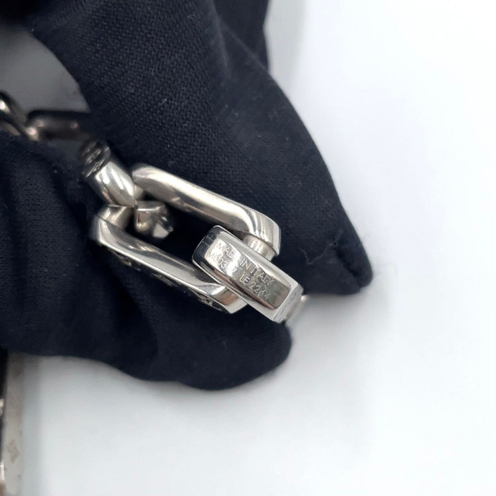 Louis Vuitton Collier Chain Monogram Metal Silver Necklace — view 4