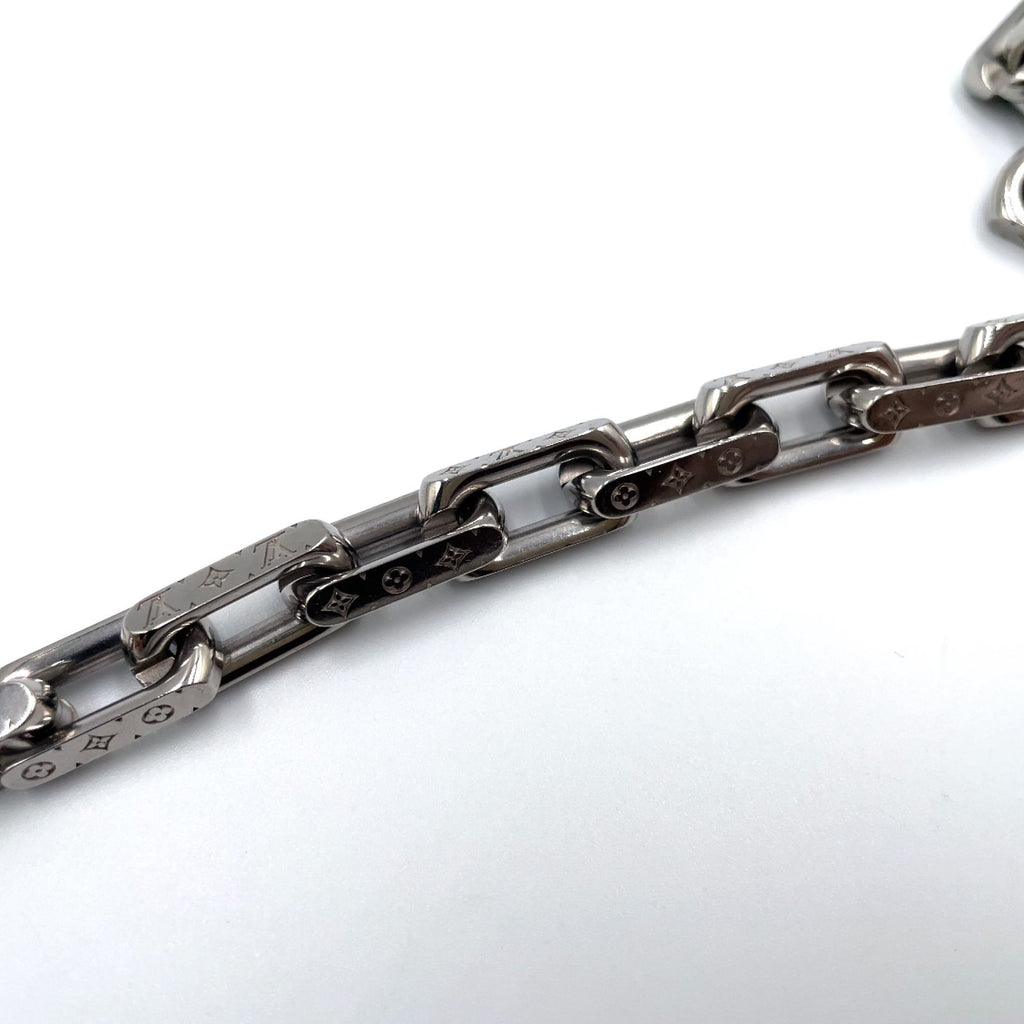 Louis Vuitton Collier Chain Monogram Metal Silver Necklace — view 8