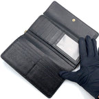 Gucci Interlocking Trifold Leather Black Wallet Gold — view 3