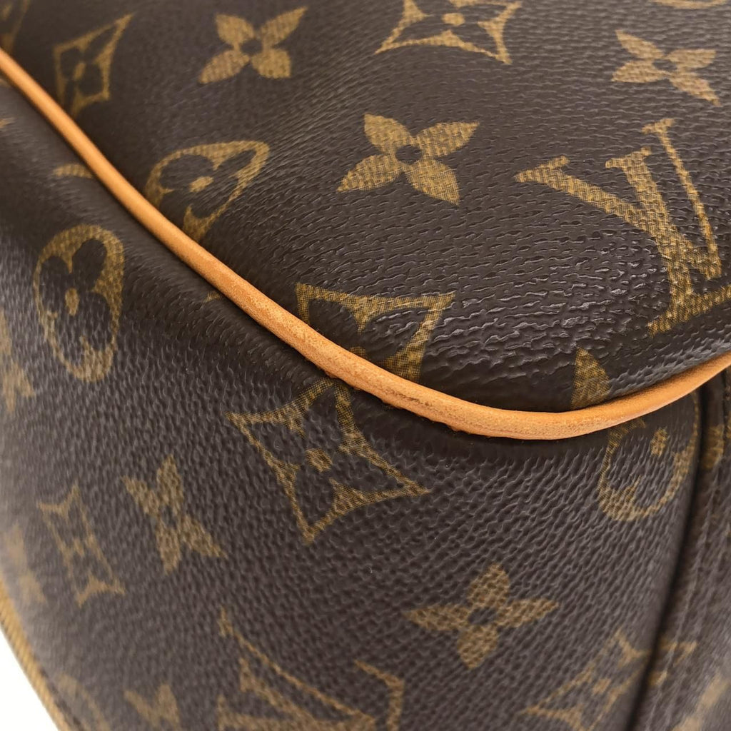 Louis Vuitton Monogram Excursion — view 3