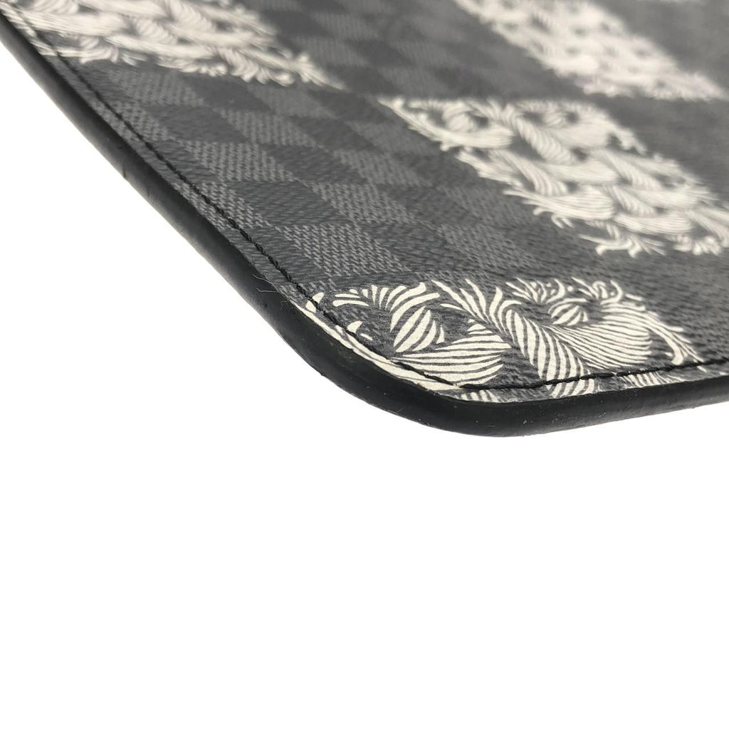 Louis Vuitton Damier Graphite Pochette Jour GM — view 3