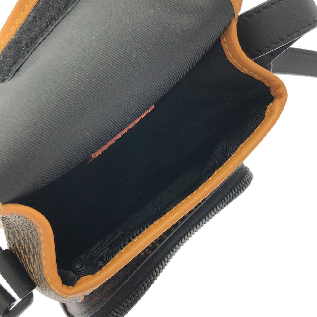 Louis Vuitton Damier Giant Amazon Messenger Shoulder — view 8