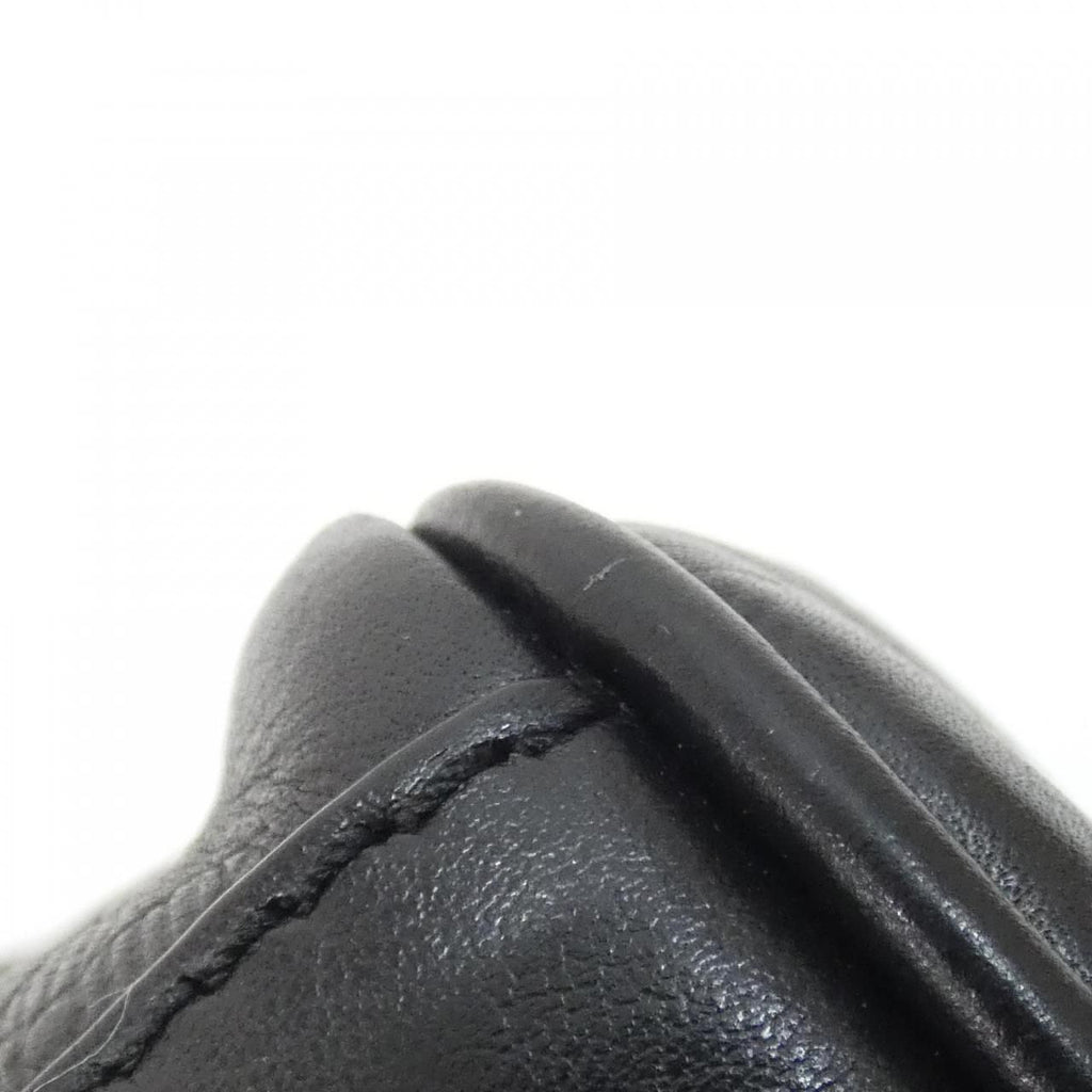 Louis Vuitton Monogram Shadow Chalk Sling — view 3