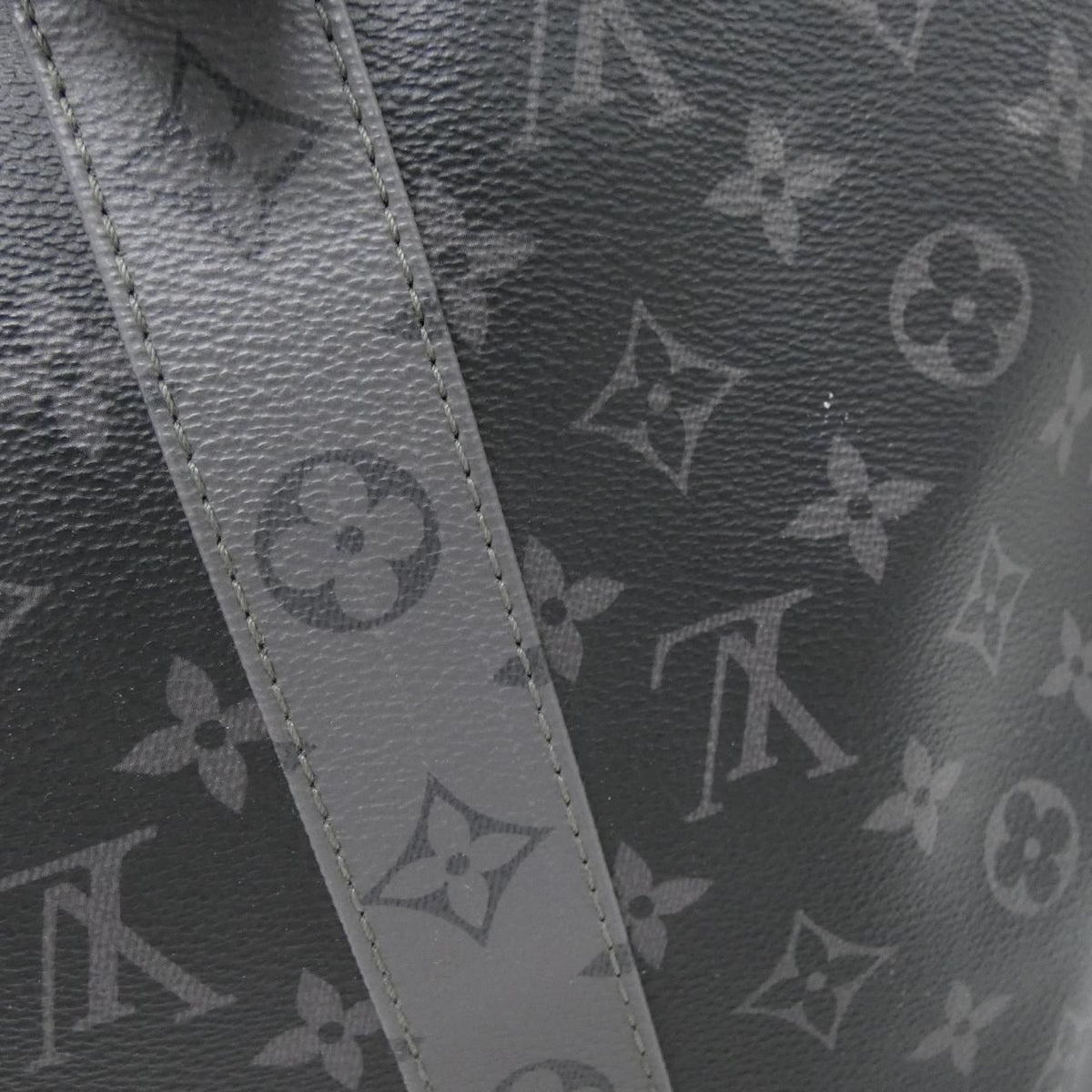 Louis Vuitton Monogram Eclipse Reverse Cabas Zip GM — view 4