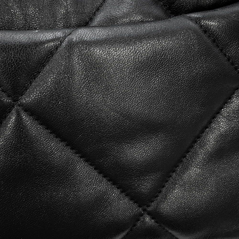 Chanel Chain Shoulder Bag 19 Flap CC Logo Lambskin Black — view 8
