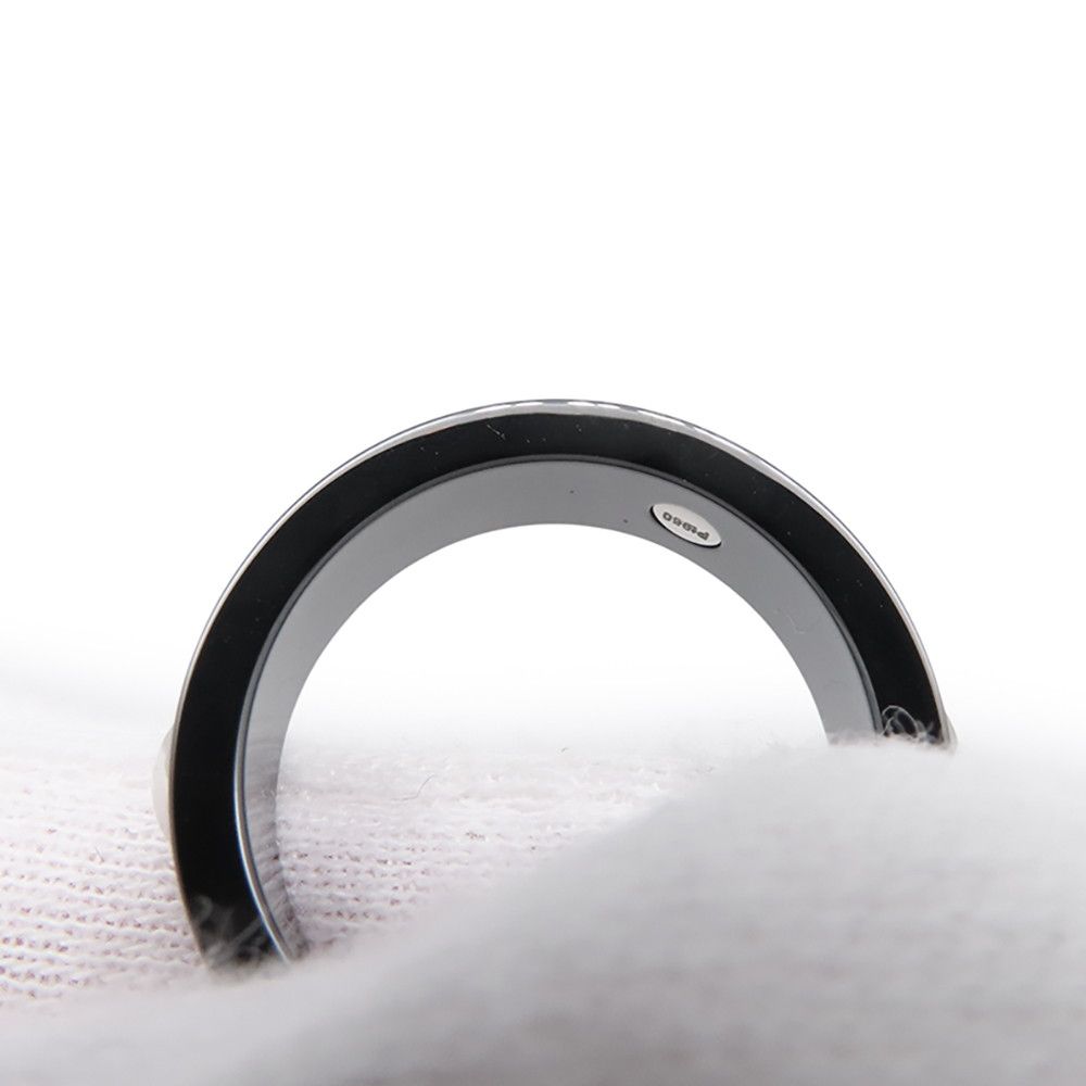 Louis Vuitton Ring Petite Bague Diamond Black Ceramic — view 6