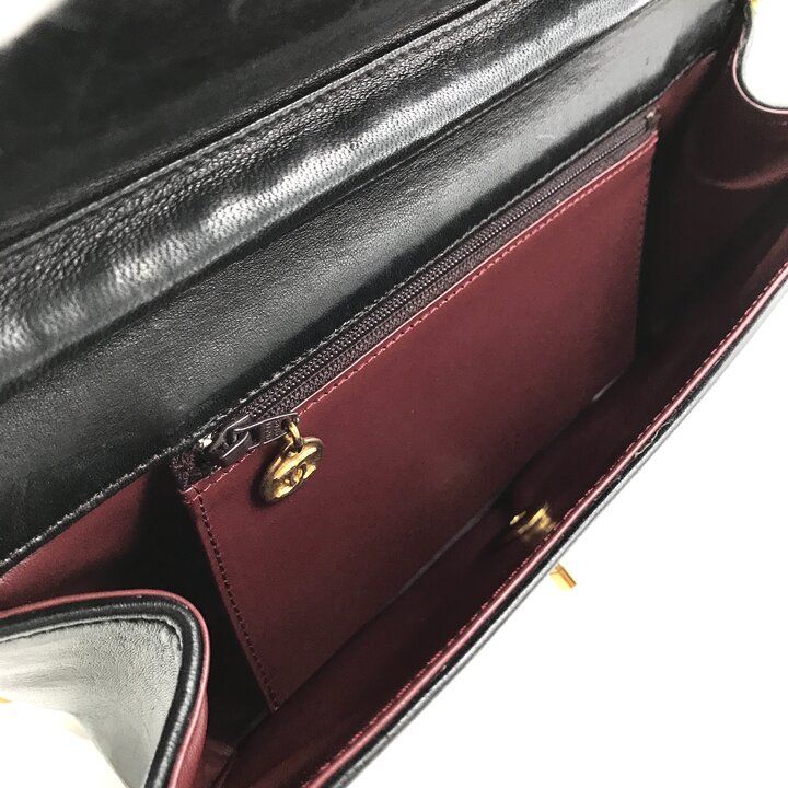Chanel CC Logo Half Moon Turnlock Leather Chain Shoulder Bag Black — view 8