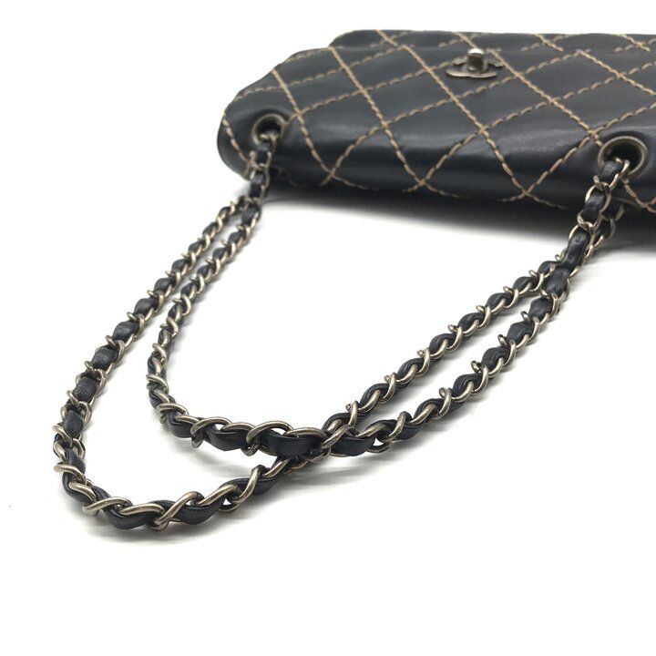 Chanel CC Logo Wild Stitch Chain Shoulder Bag Leather Black — view 6