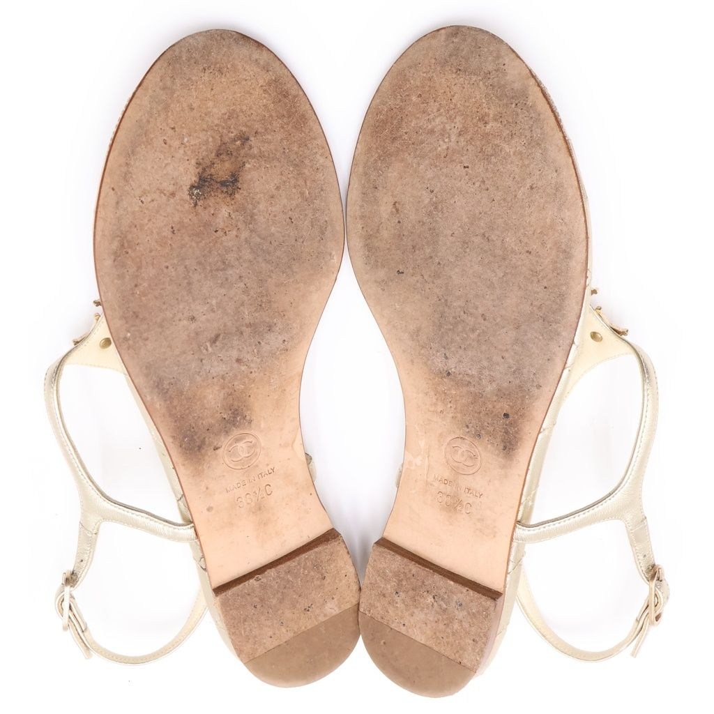 Chanel Quilted CC Logo Star Flat Thong Strap Sandals Gold — view 5