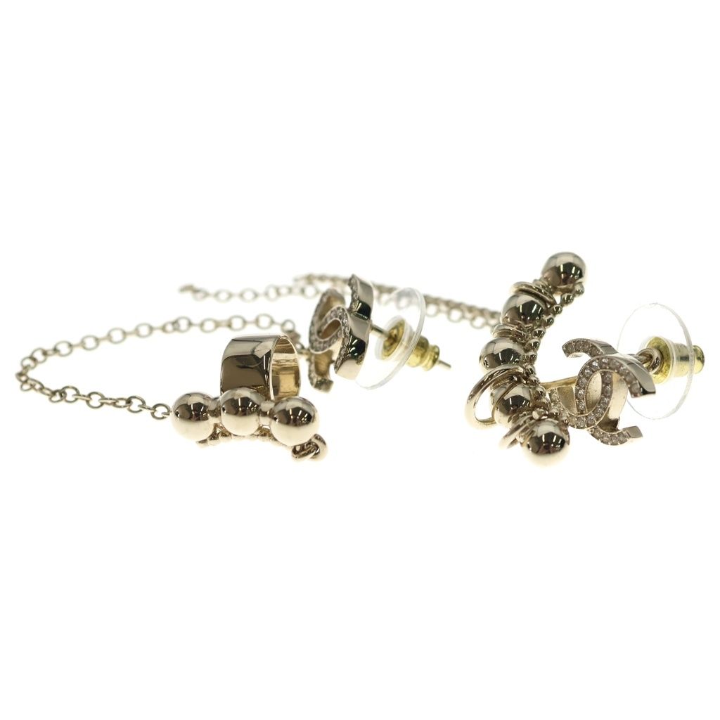 Chanel CC Logo Rhinestone Earrings Gold — view 3