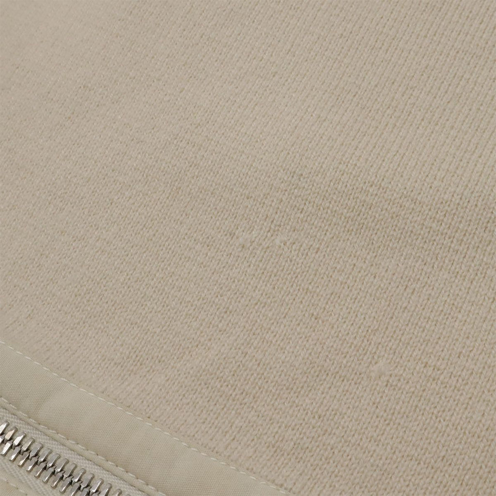 Louis Vuitton Scarf Zipper Pocket Cashmere Beige — view 4