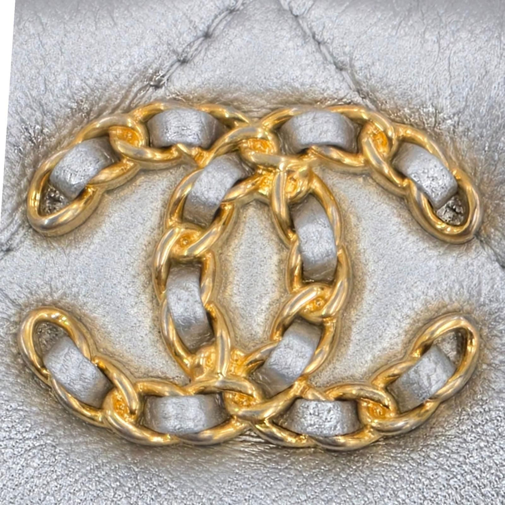 Chanel 19 Pouch — view 5