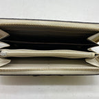 Gucci Wallet Guccissima Round Zip Leather White Card Billfold Coin — view 4