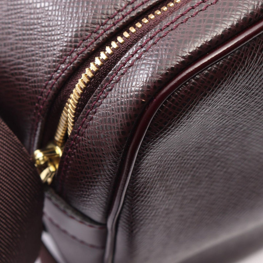 Louis Vuitton Shoulder Bag Reporter PM Taiga Acajou Leather Liporta — view 8
