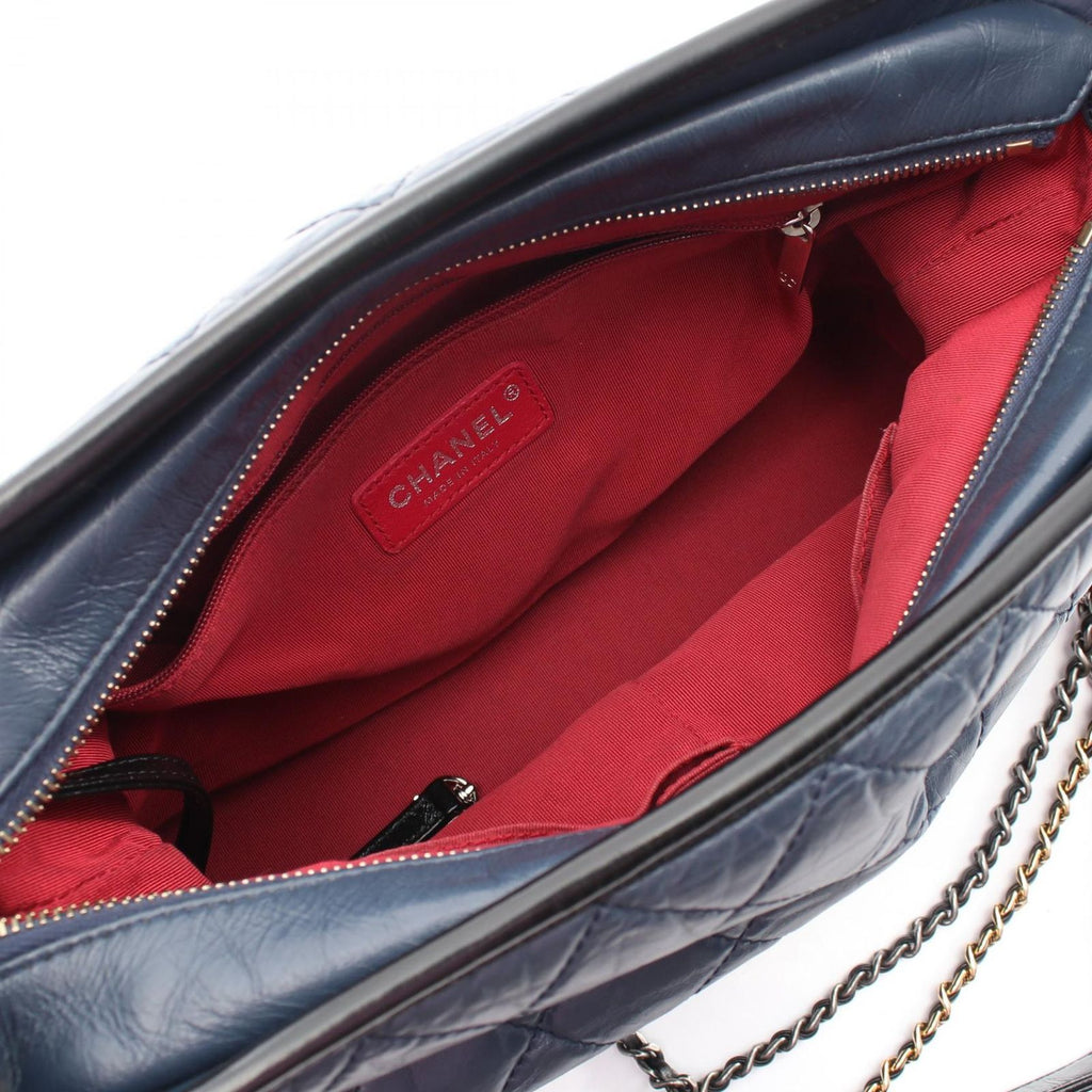 Chanel Shoulder Bag Gabriel de Large Hobo Navy Calf Chain — view 3