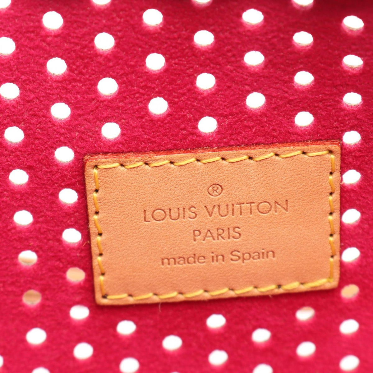 Louis Vuitton Handbag Pochette Fuchsia Canvas Leather — view 4