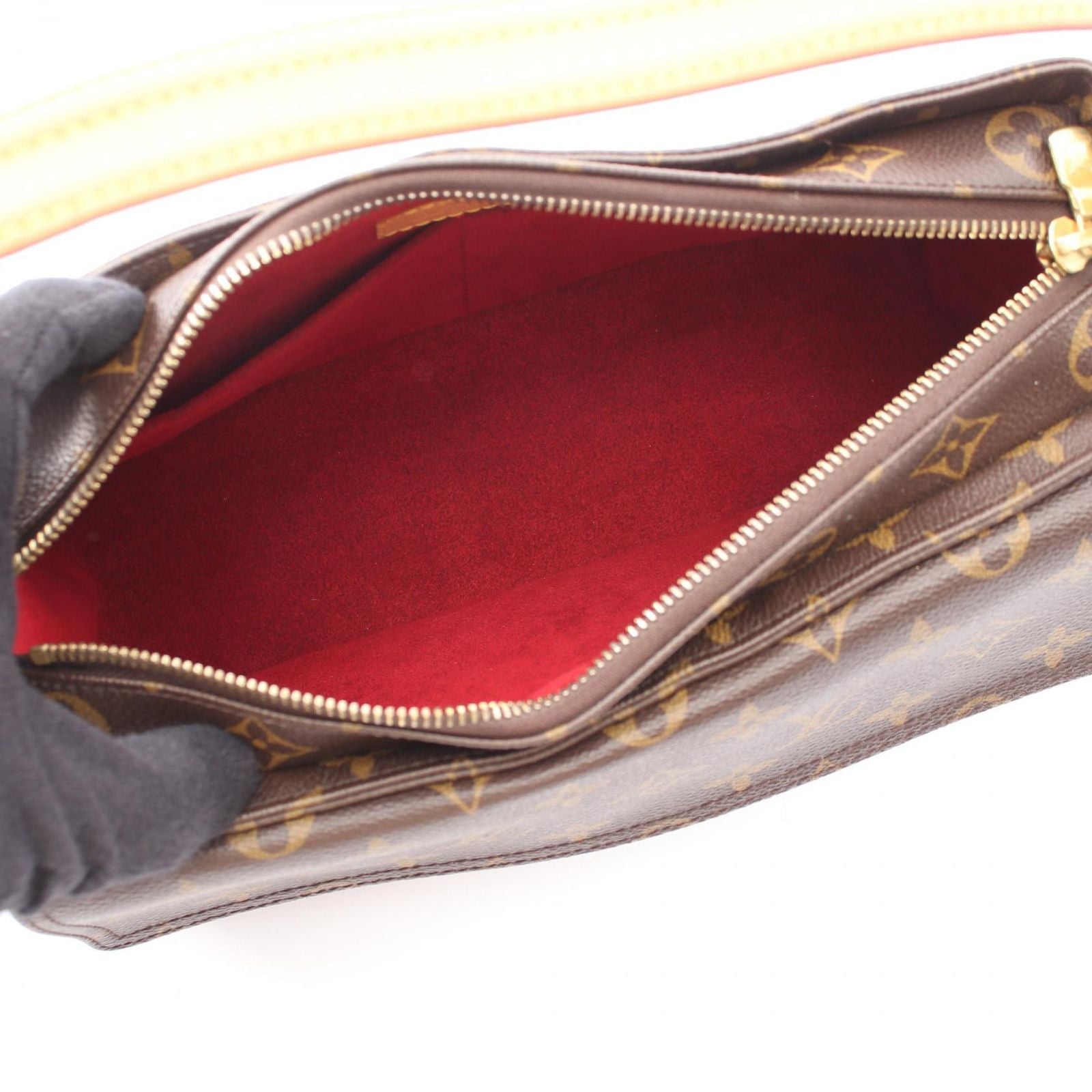 Louis Vuitton Shoulder Bag Viva City Monogram Canvas Leather — view 3