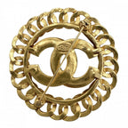 Chanel Brooch CC Logo Vintage Round Gold Plated — view 2