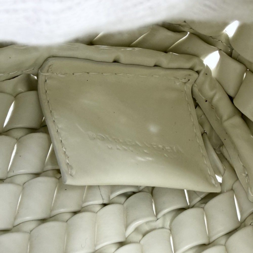 Bottega Veneta Clutch Intrecciato Case Pouch Enamel White Silver — view 5