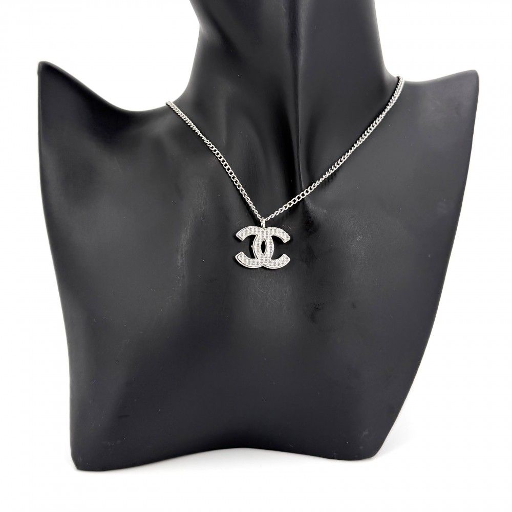 Chanel Necklace CC Logo Silver — view 3