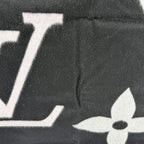 Louis Vuitton Scarf Echarpe the Ultimate Shawl Black Cashmere Wool Noir — view 5