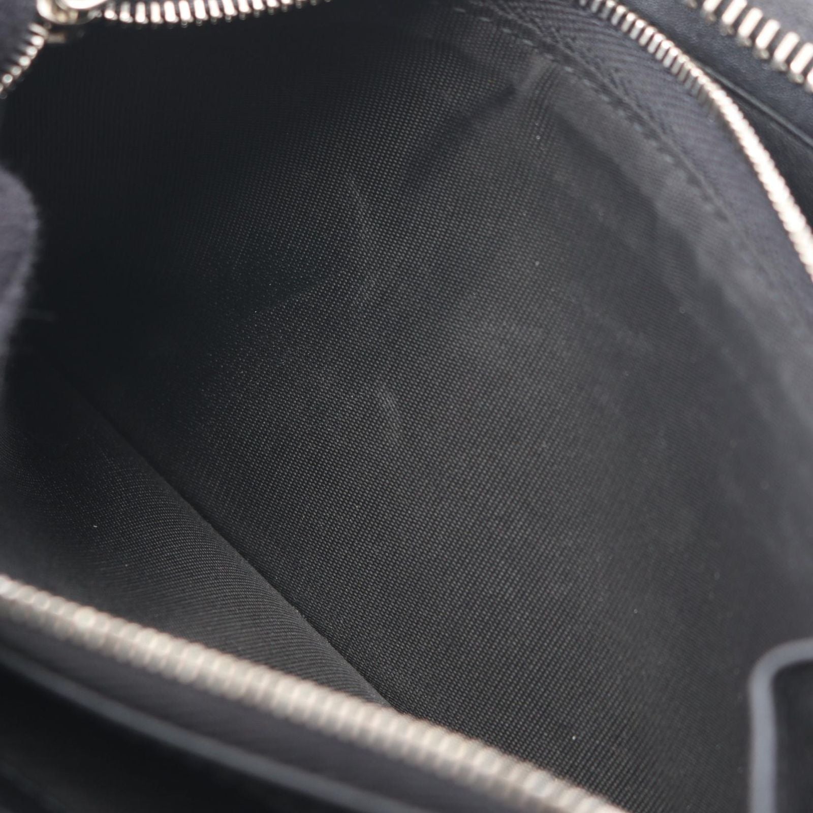 Gucci Round Wallet GG Emblem Black Leather — view 7