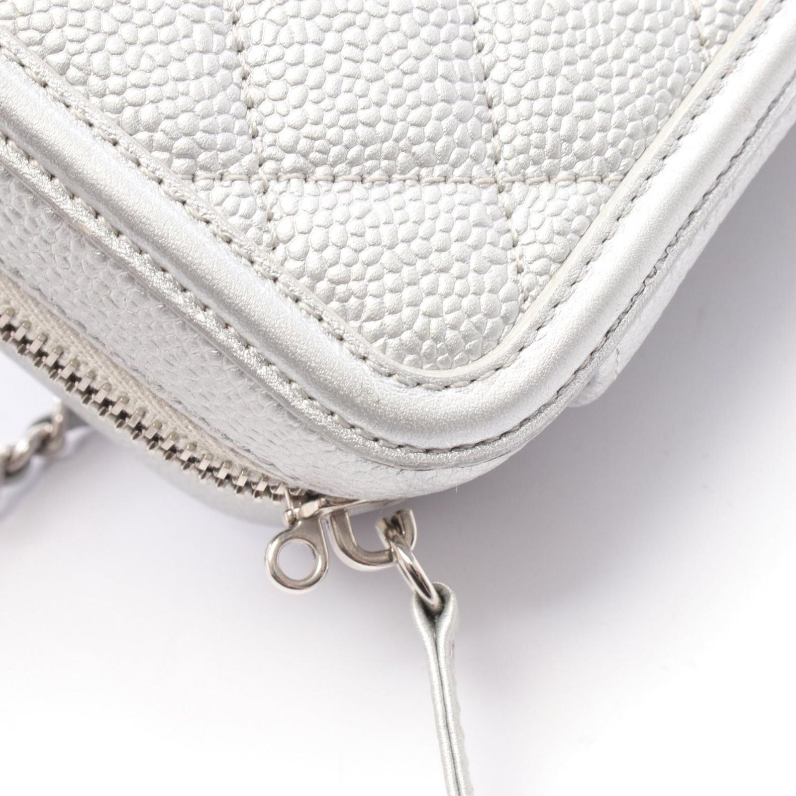 Chanel Shoulder Bag CC Figurine Small Vanity Silver Caviar Leather CC Quilted — view 9