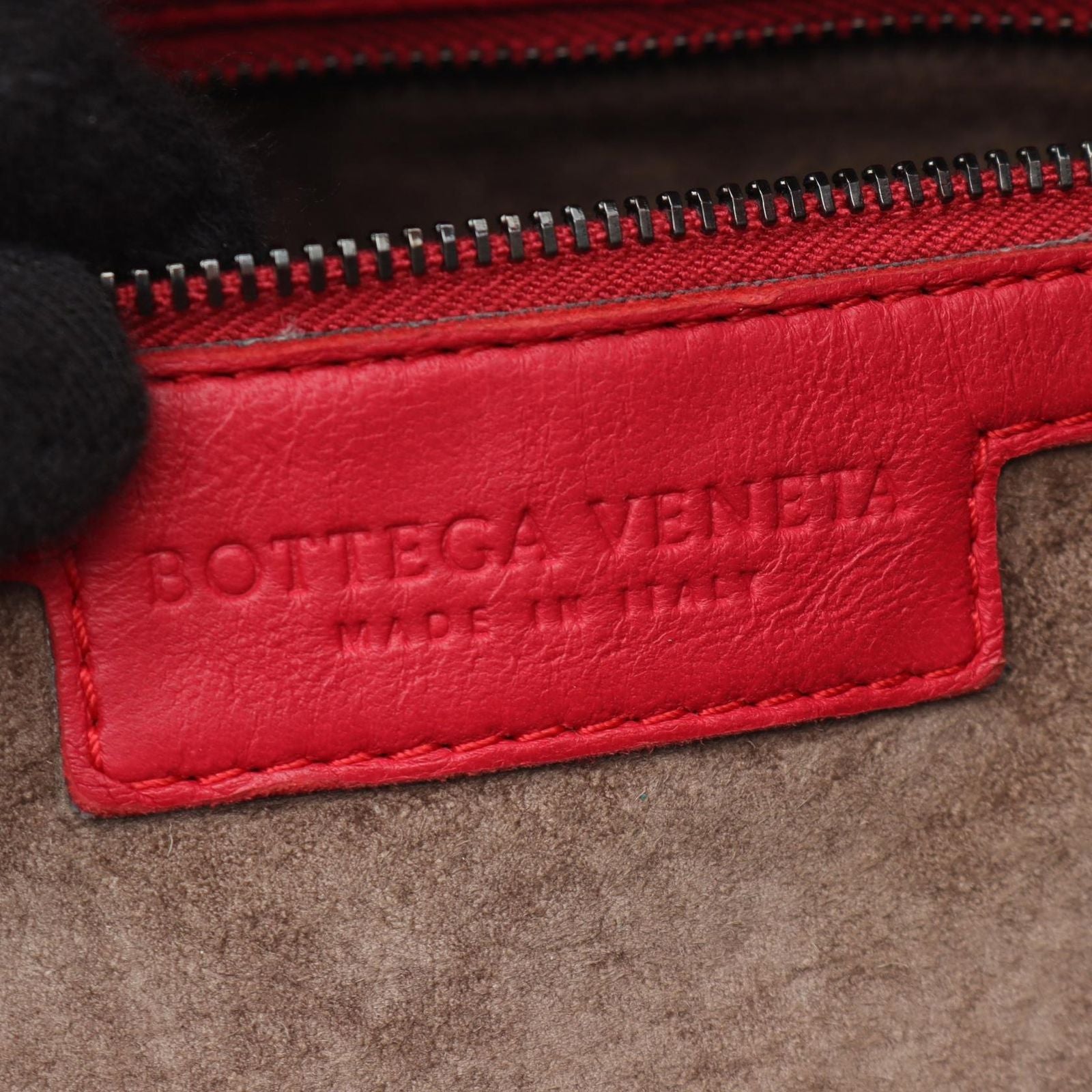 Bottega Veneta Handbag Intrecciato Hobo Red Leather — view 4