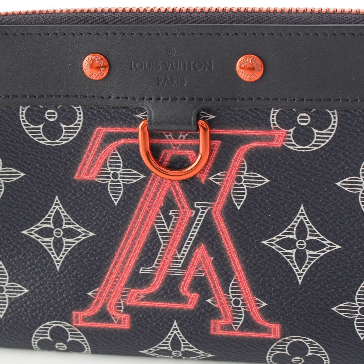Louis Vuitton Pochette Apollo PM Monogram Ink Zip Pouch Navy — view 4