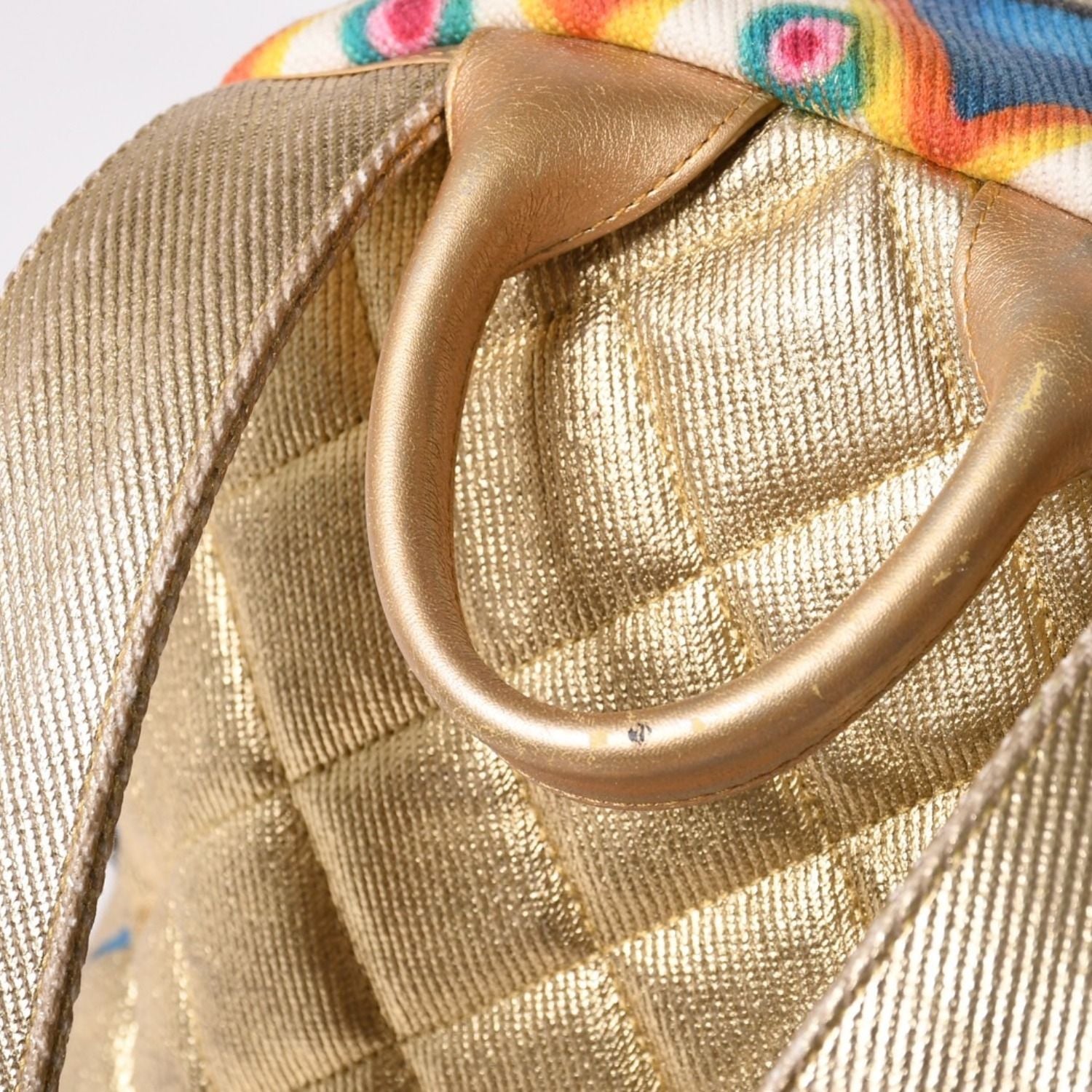 Chanel Graffiti Backpack CC Logo Medie D'art Collection Egypt Gold — view 4