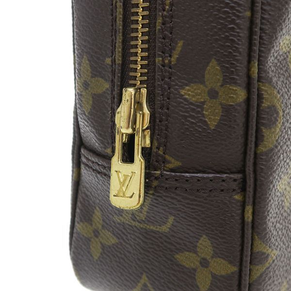 Louis Vuitton Monogram Cosmetic Pouch 23 — view 3