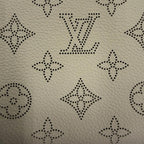 Louis Vuitton Zippy Wallet Mahina Leather Gare Monogram Zip Around — view 7