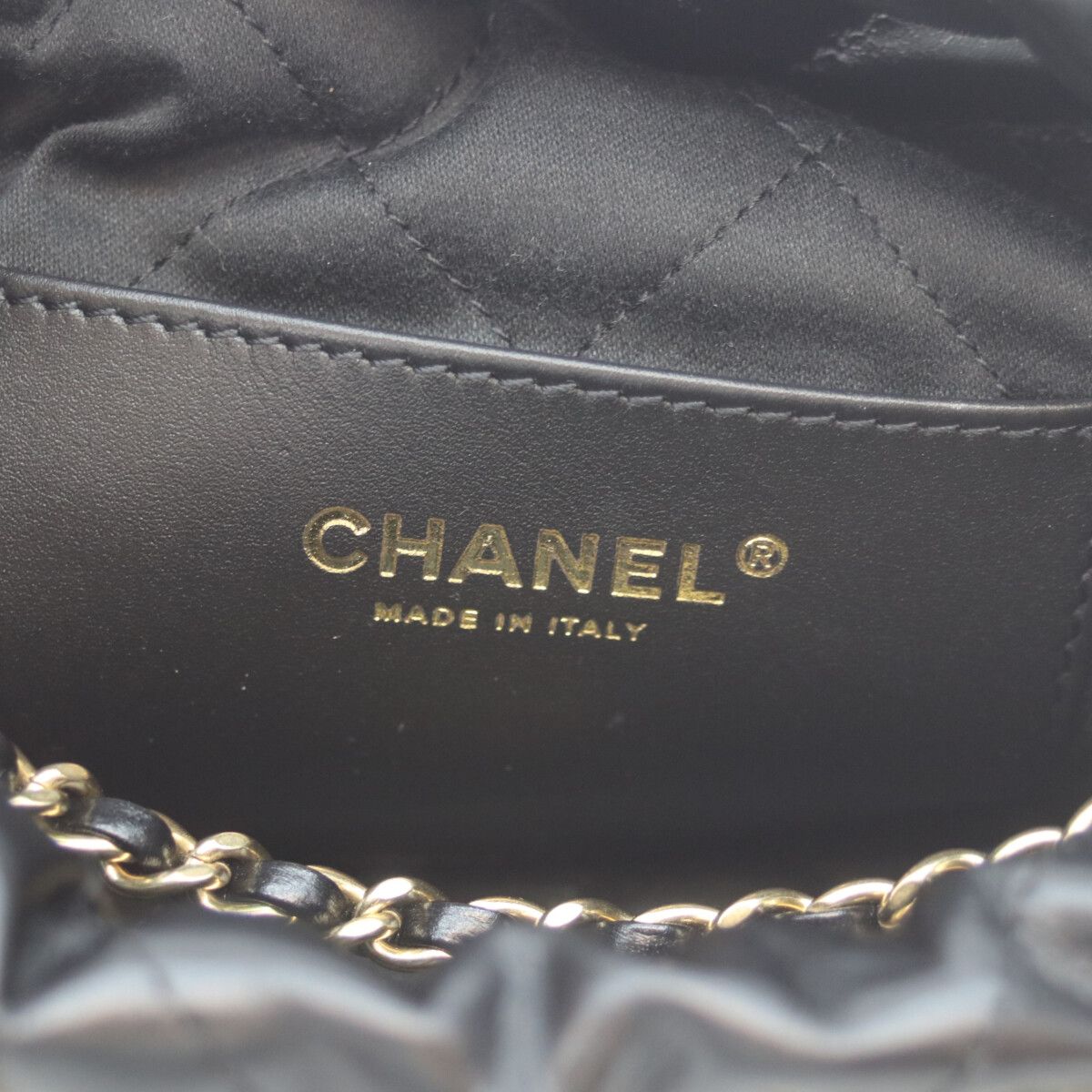 Chanel Black Shiny Calf 22 Mini Pearl Chain Shoulder — view 6