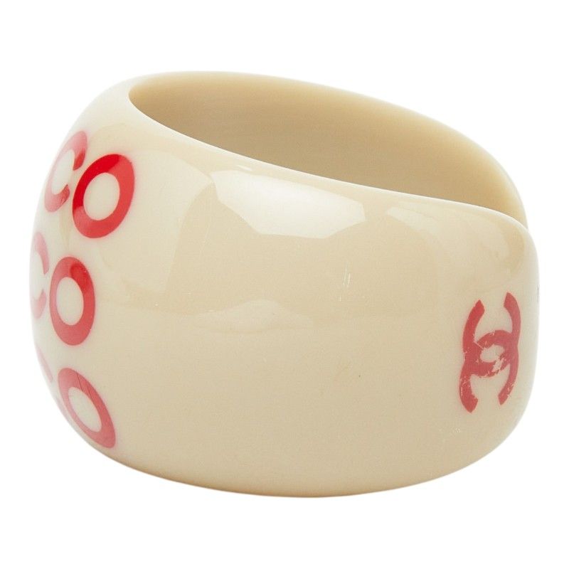 Chanel CC Logo Ring Gray Plastic — view 3