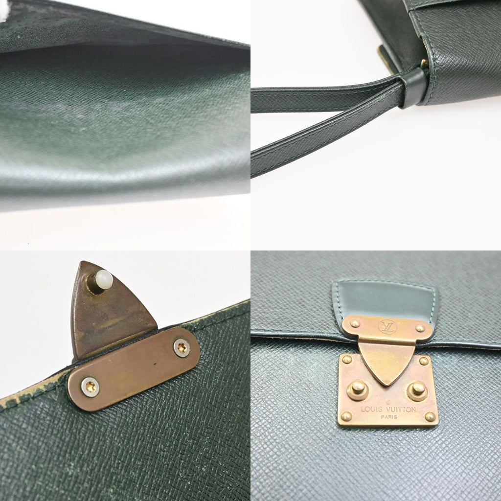 Louis Vuitton Clutch Pochette Deep Green Taiga — view 8