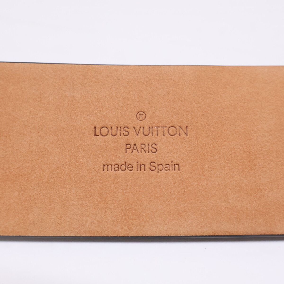 Louis Vuitton Ceinture Aventure Leather Belt — view 8