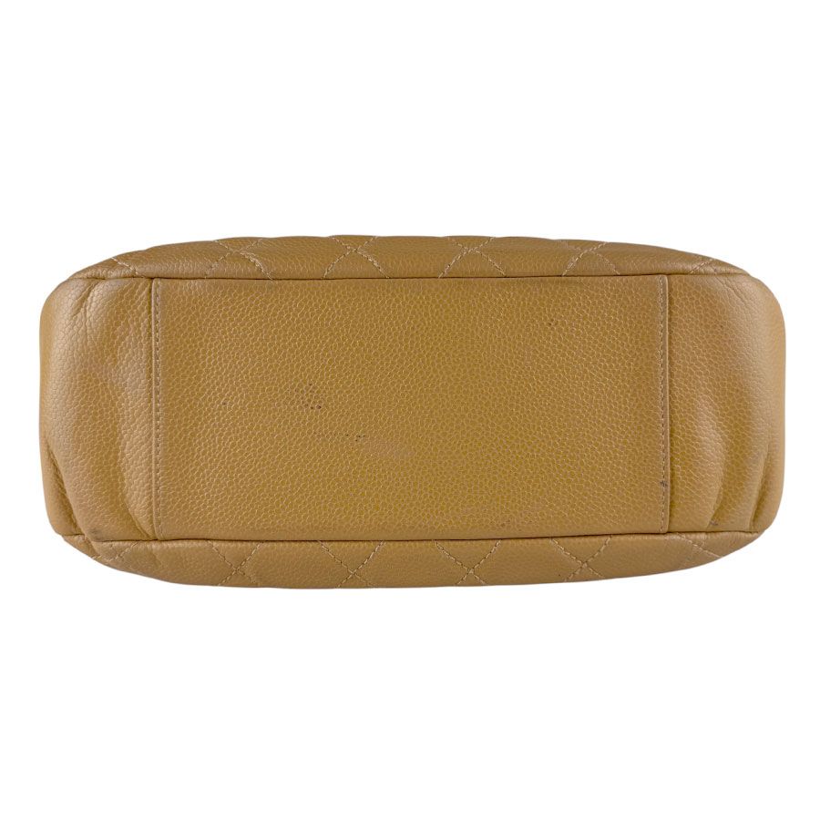 Chanel Shoulder Bag — view 4
