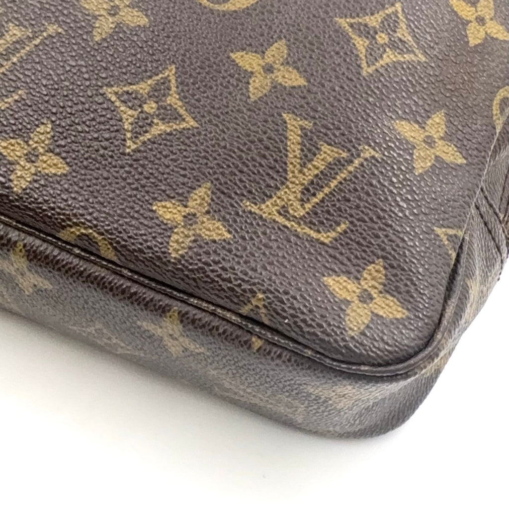 Louis Vuitton Trousse Toilet 23 Monogram Unknown Brown Cosmetic Pouch Gold — view 7