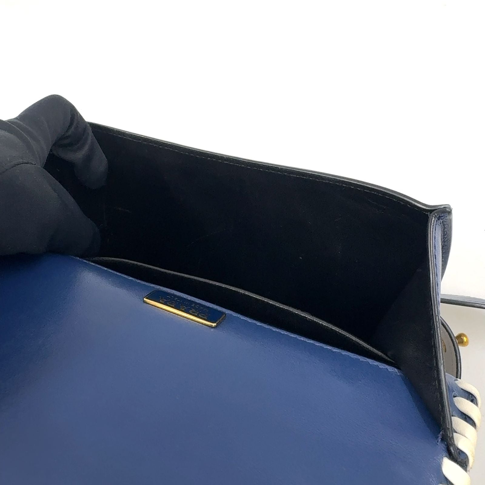 Prada Cahier Leather Navy White Shoulder Bag Gold — view 5