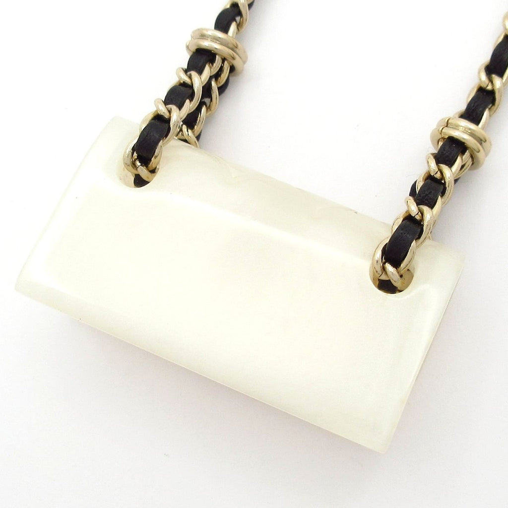 Chanel Necklace Quilted Leather White Gold Black — view 3