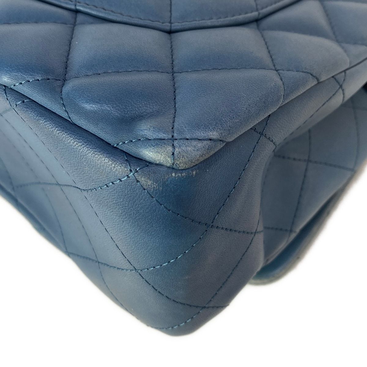 Chanel Shoulder Bag Deca Quilted Blue Silver Chain Lambskin — view 8