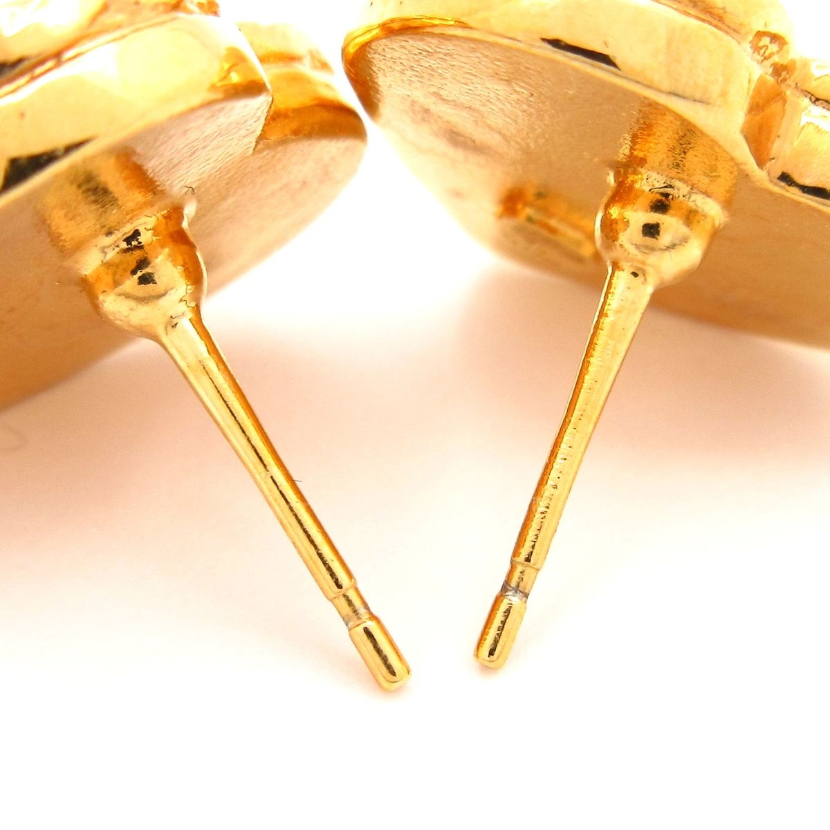 Chanel Earrings CC Logo Navy Gold — view 4