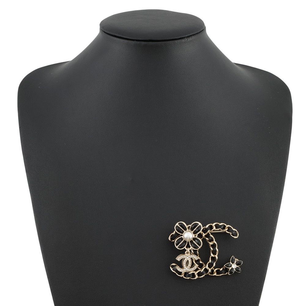 Chanel Brooch CC Logo Flower Rhinestone Faux Pearl Black — view 4
