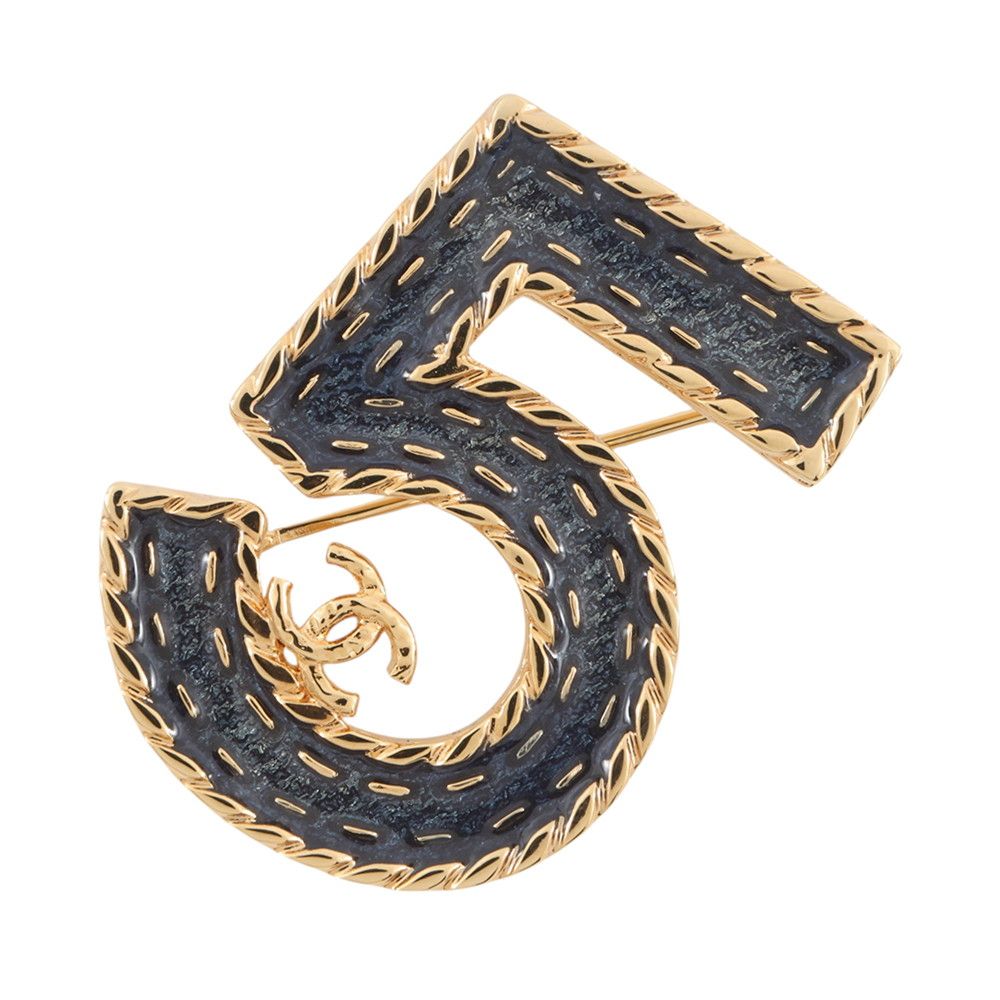 Chanel Brooch Gold